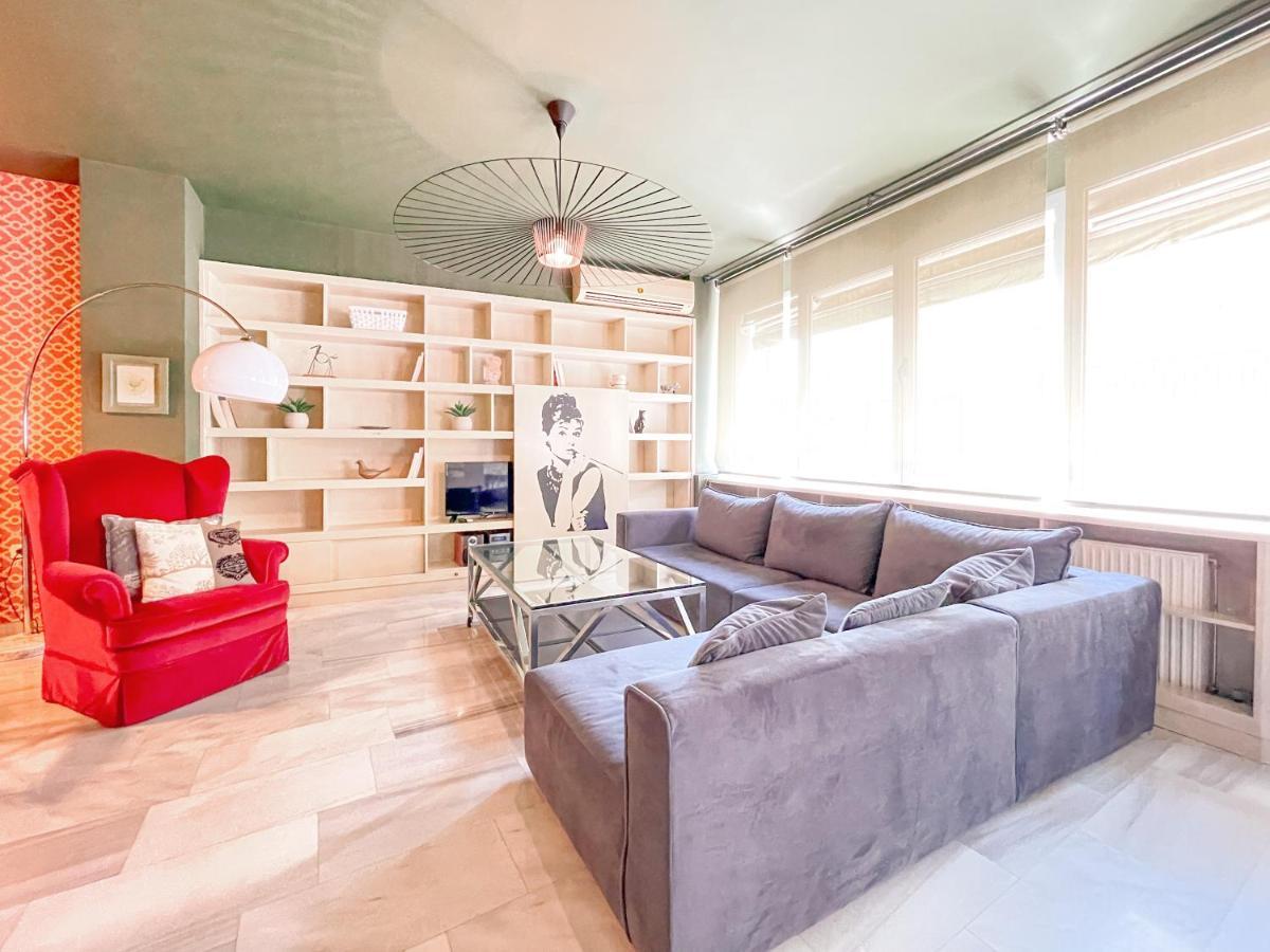 Loft 1 Bedroom Apartment In The Heart Of Афіни Екстер'єр фото